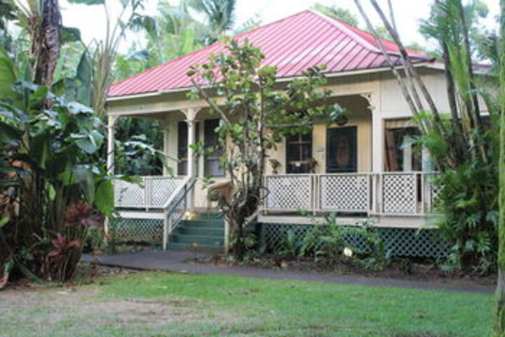 Haiku Plantation Inn Bed & Breakfast