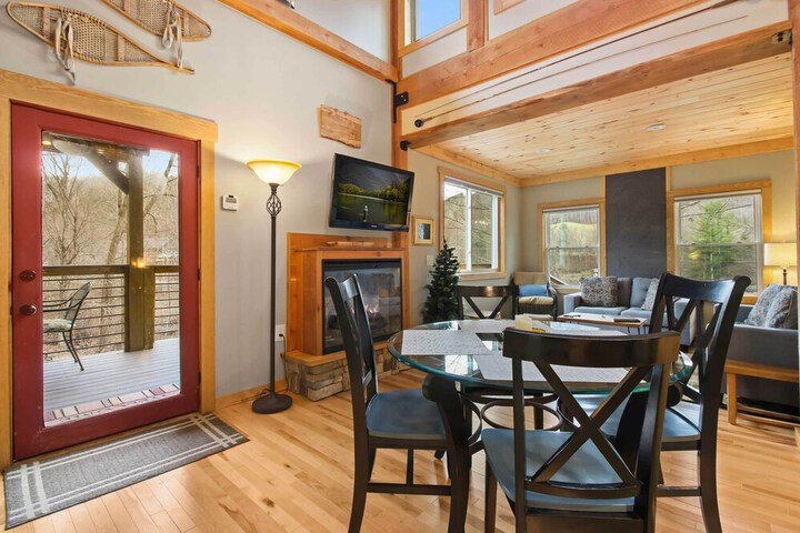 the Nuthouse on Squirrel Creek': Ski Hike & Fish