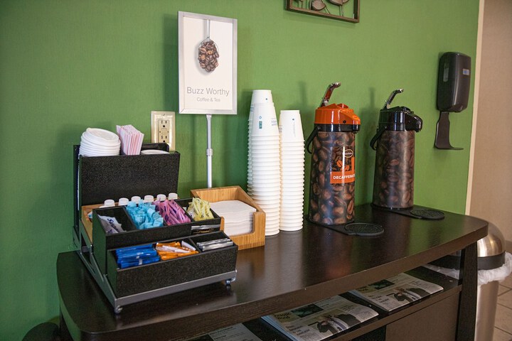 Breakfast/Coffee Service 58 of 66