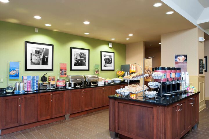Breakfast/Coffee Service 59 of 62