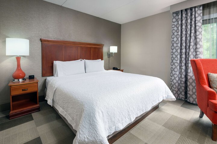 Room 12 of 31