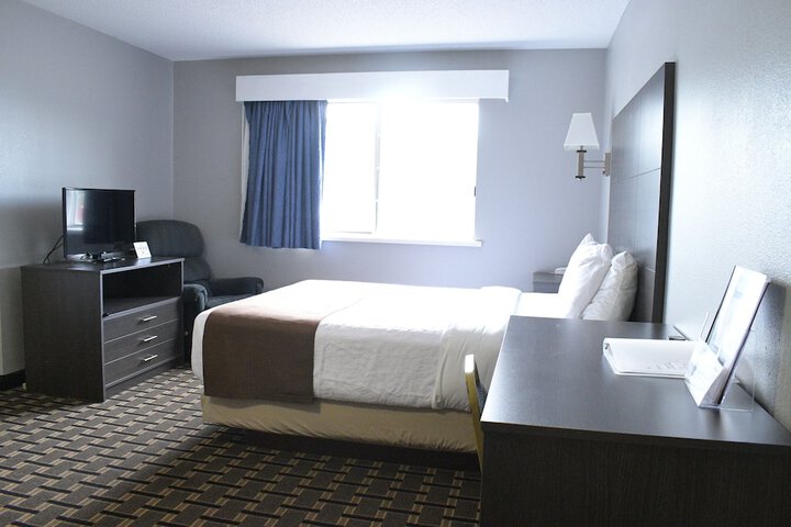 Room 9 of 51