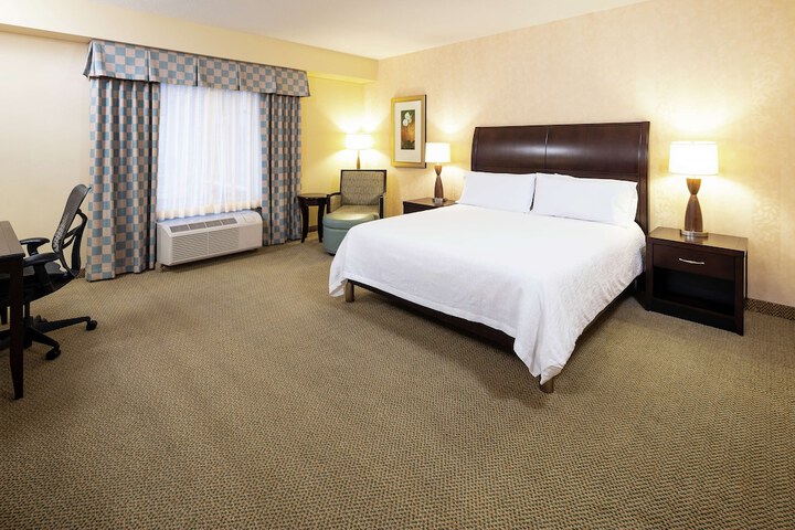 Room 16 of 44