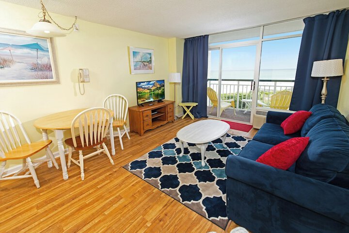 Litchfield Beach & Golf Resort