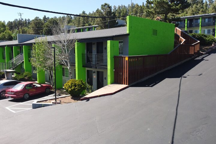 Hotel 6 of 75