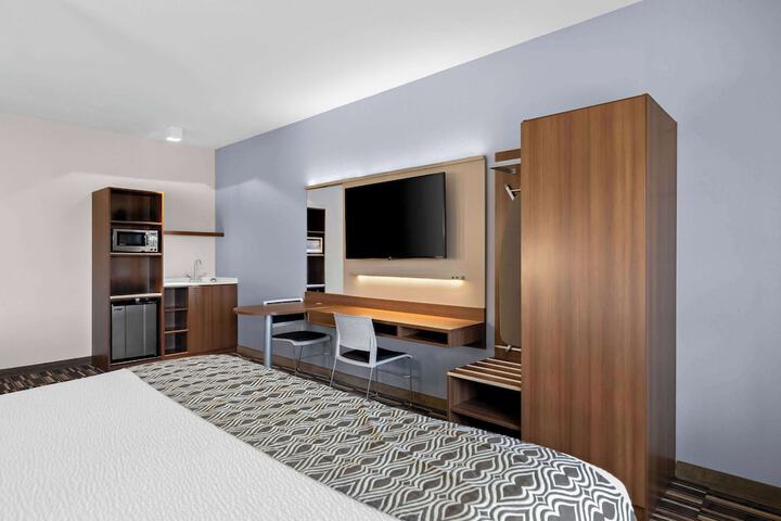 Microtel Inn & Suites by Wyndham Sweetwater