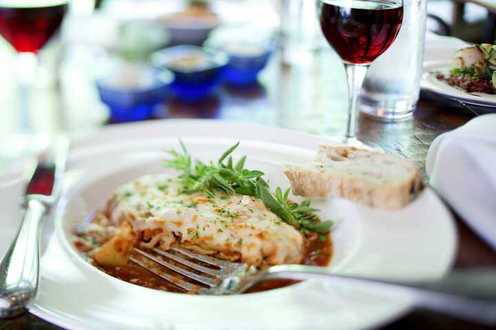 Dining 74 of 94