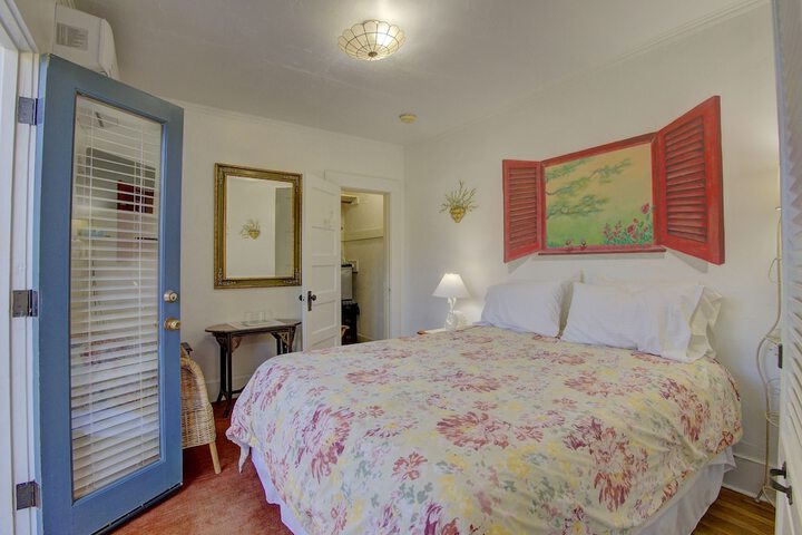 Room 125 of 156