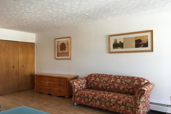Room 23 of 57