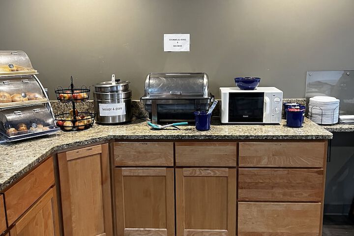 Breakfast/Coffee Service 54 of 60