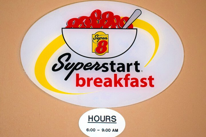 Breakfast/Coffee Service 57 of 72