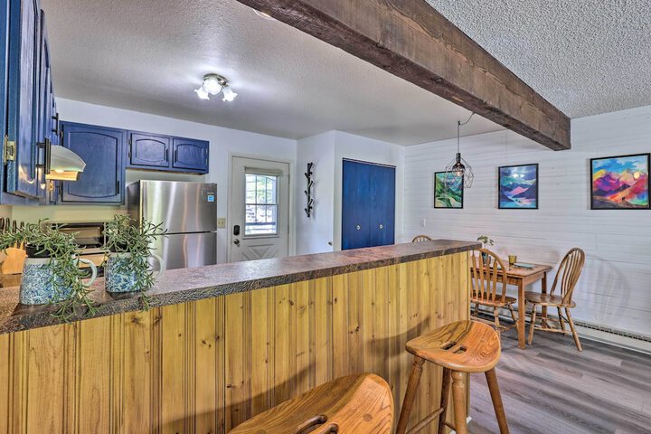 Grand Lake Condo w / Mountain Views: Walk to Lake!