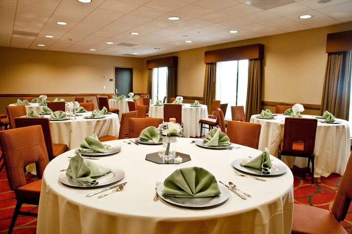 Hampton Inn & Suites Salinas