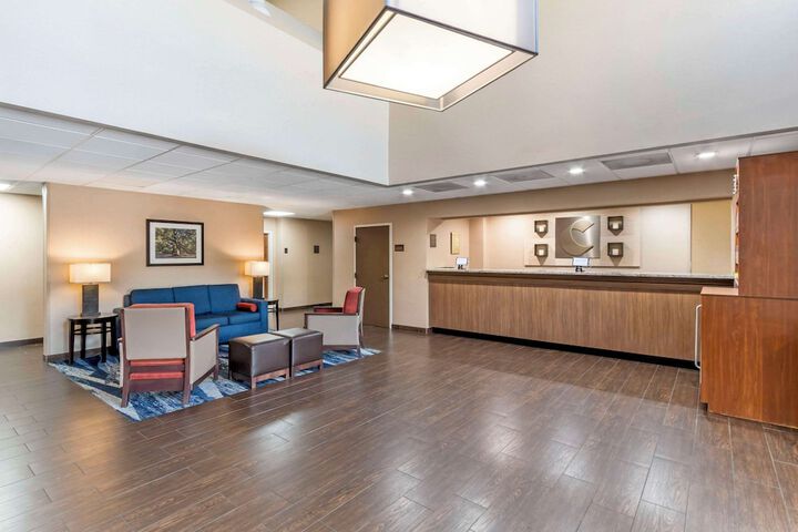 Hotel Interior 10 of 35
