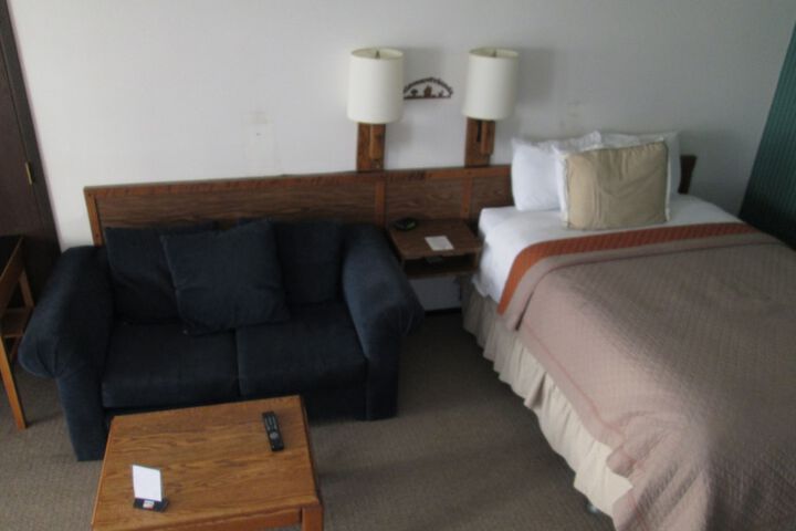 Room 15 of 23