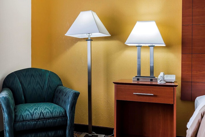 Room 14 of 29