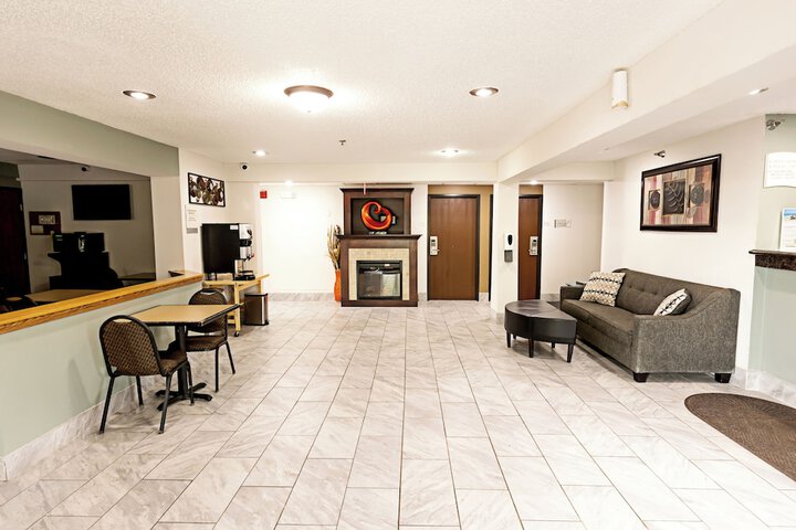 Quality Inn & Suites Marinette