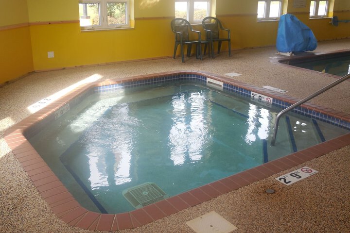 Room 10 of 31