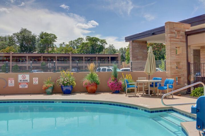 El Sendero Inn an Ascend Collection Hotel