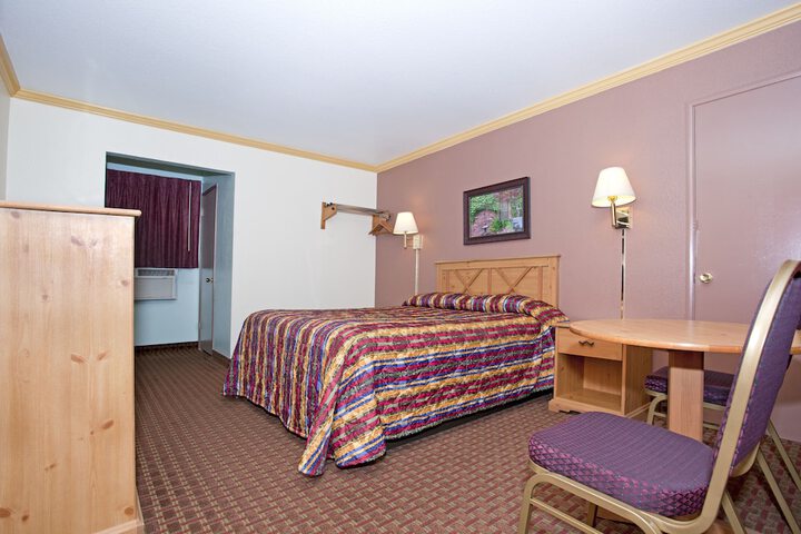 Room 22 of 56