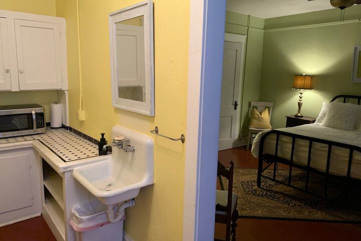 Room 84 of 101