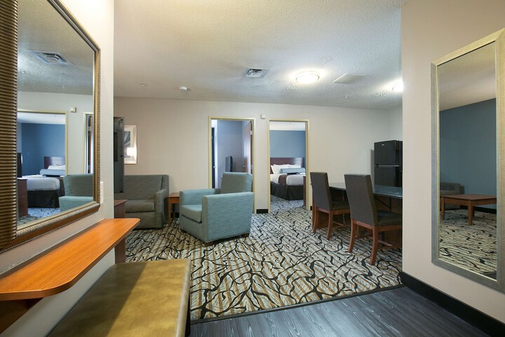 Room 44 of 63