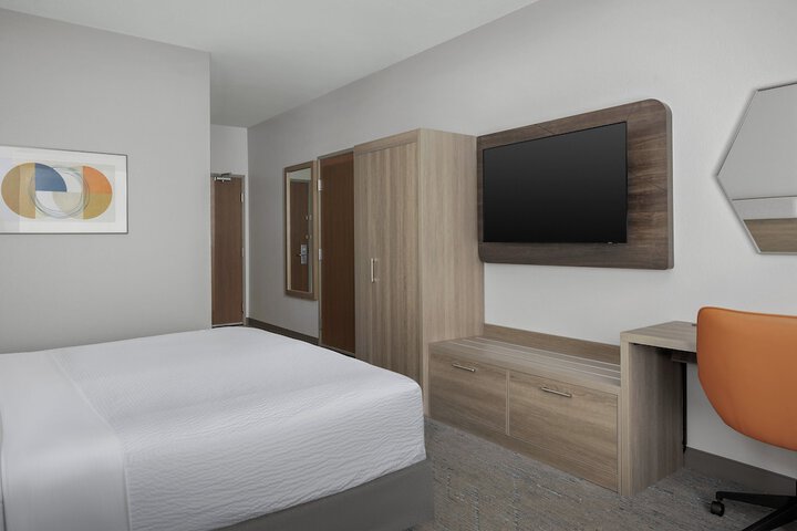 Holiday Inn Express & Suites Superior by IHG