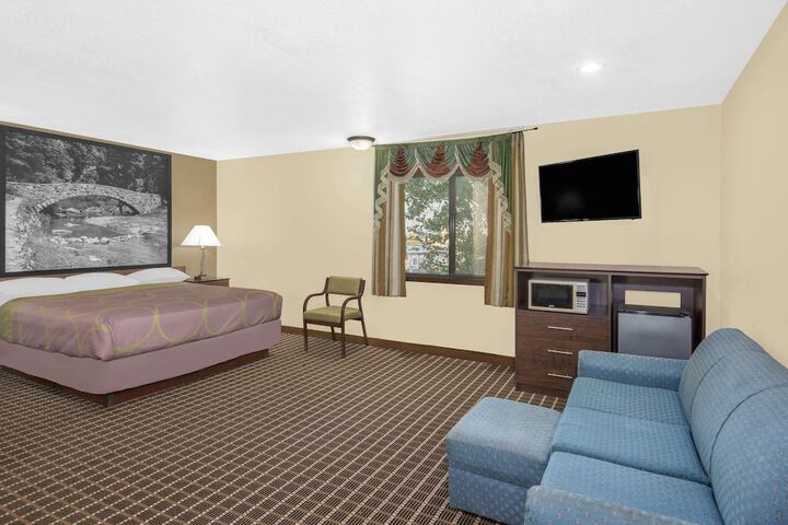 Room 17 of 21