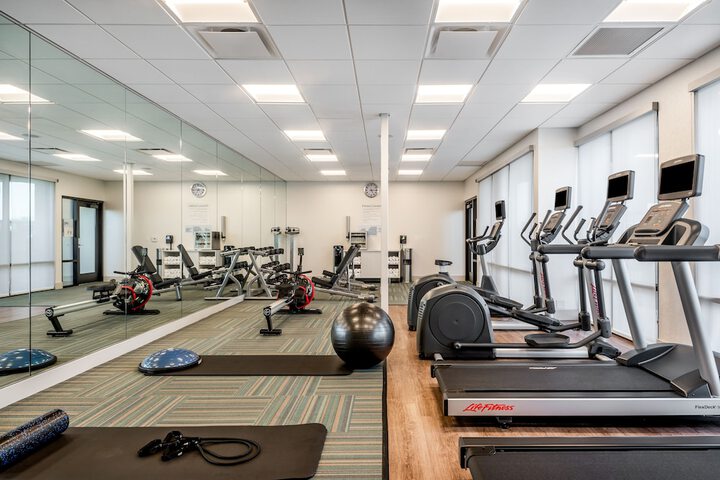Holiday Inn Express & Suites Santa Ana - Orange County by IHG