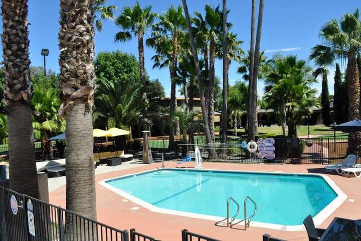 Pool 7 of 51