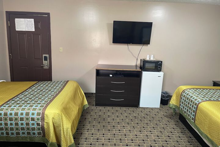 Room 26 of 46