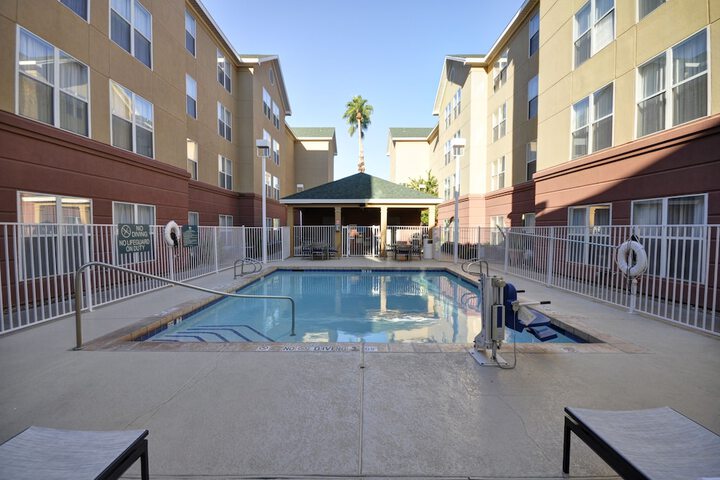 Hotel 3 of 48