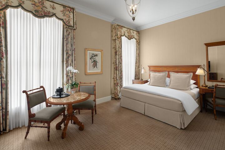 Capital Hotel