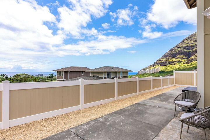 Leale'a by Avantstay Ocean + Mountain Views!