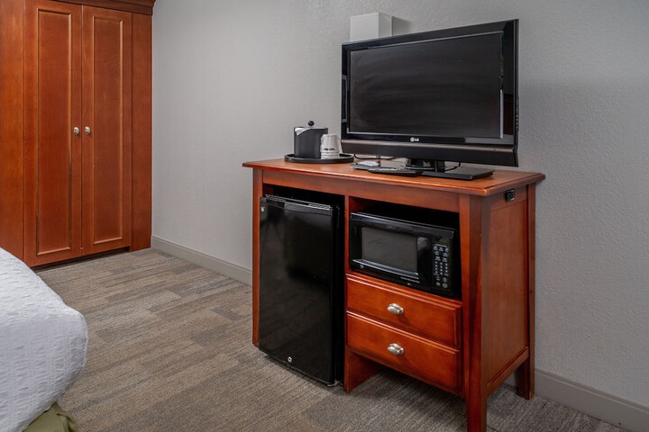 Hampton Inn Charleston-Downtown
