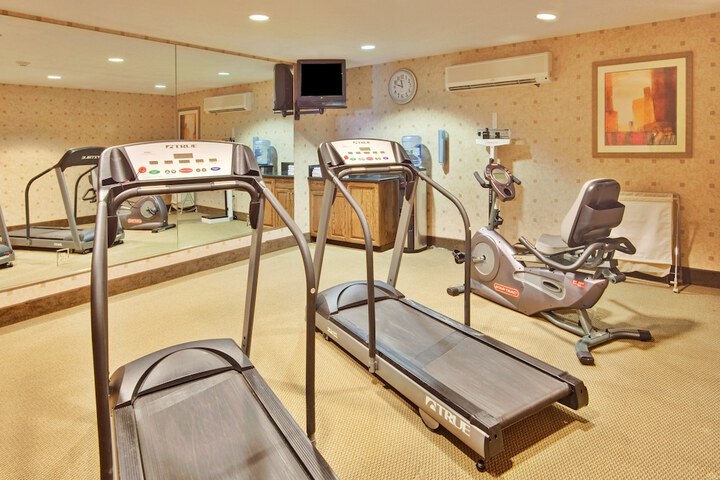 Holiday Inn Express Delano by IHG