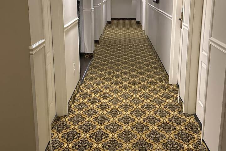 Ballroom/Hall 136 of 151