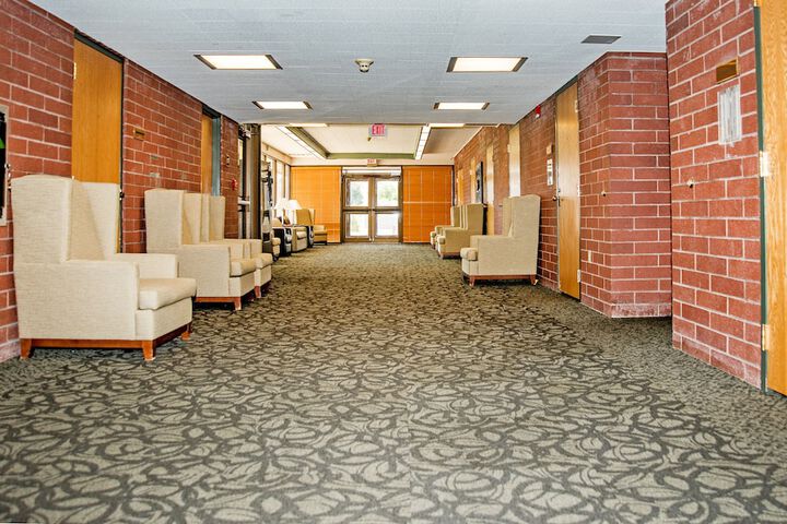 Ballroom/Hall 108 of 129