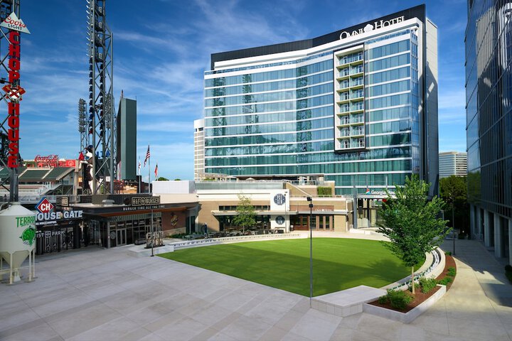 Hotel 3 of 90