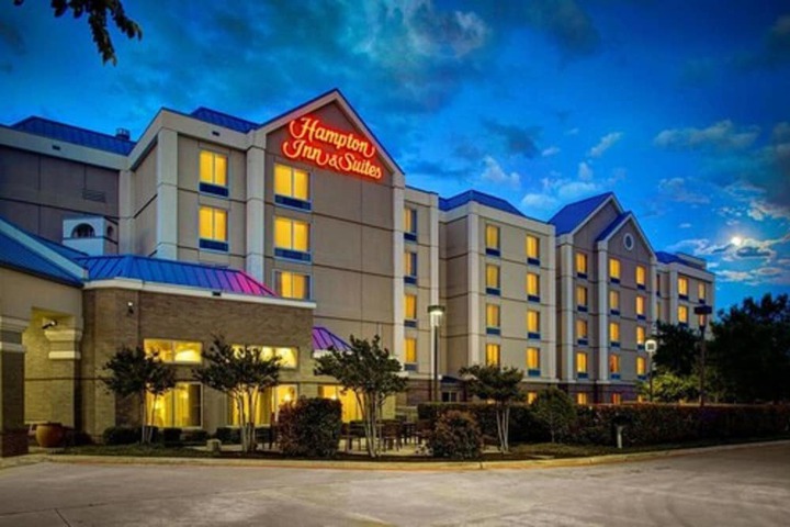 Hotel 2 of 60