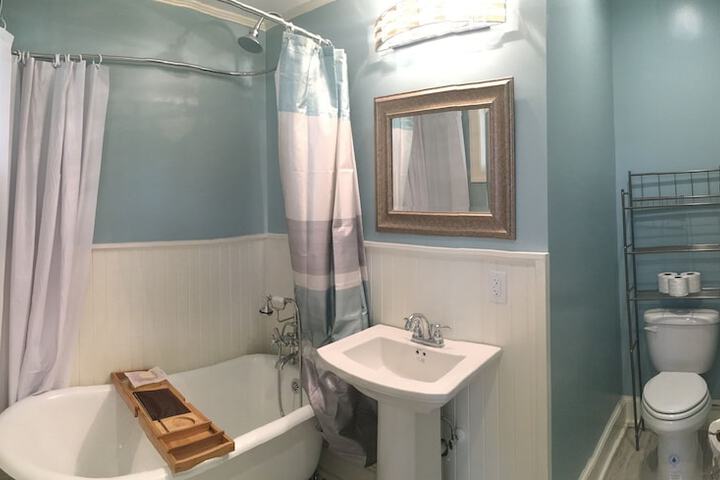 Room 18 of 38