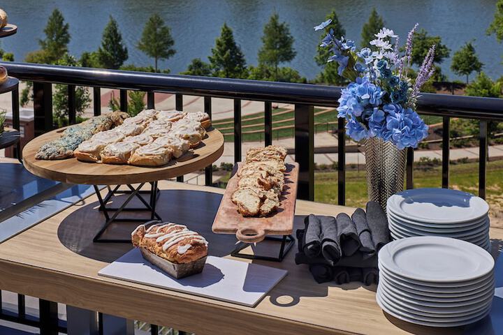Breakfast/Coffee Service 46 of 57
