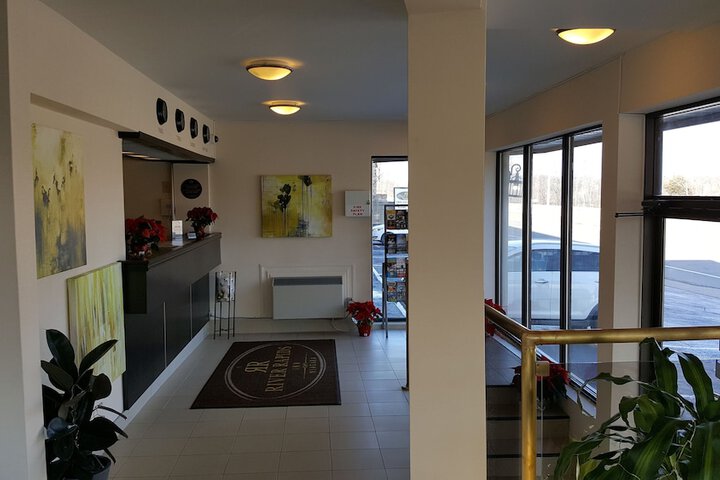 Hotel 2 of 39