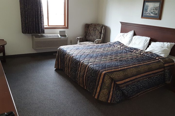 Room 22 of 36