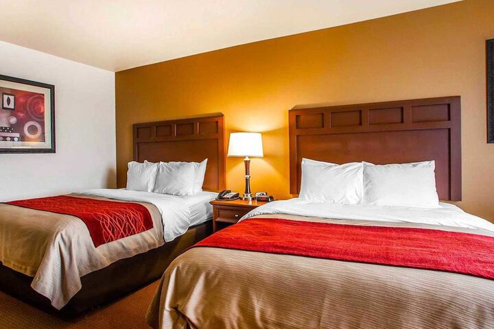 Comfort Inn & Suites Grinnell near I-80