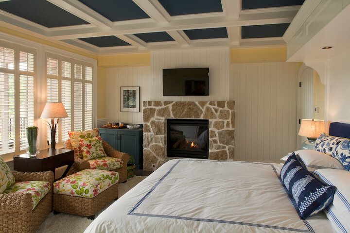 Room 8 of 34