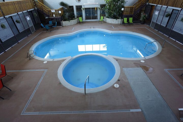 Pool 2 of 82