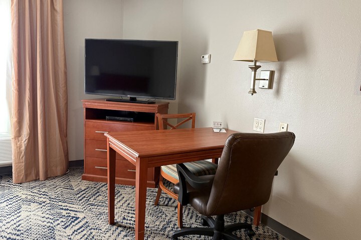 Candlewood Suites La Porte by IHG