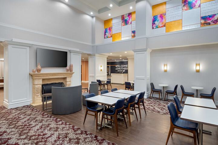 Hampton Inn & Suites Hartford / Farmington