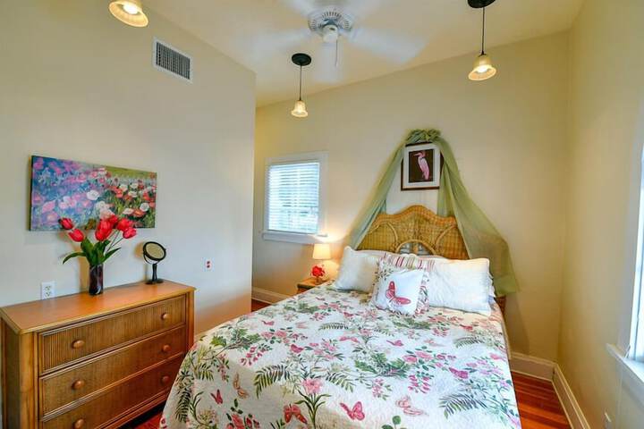 Room 157 of 234